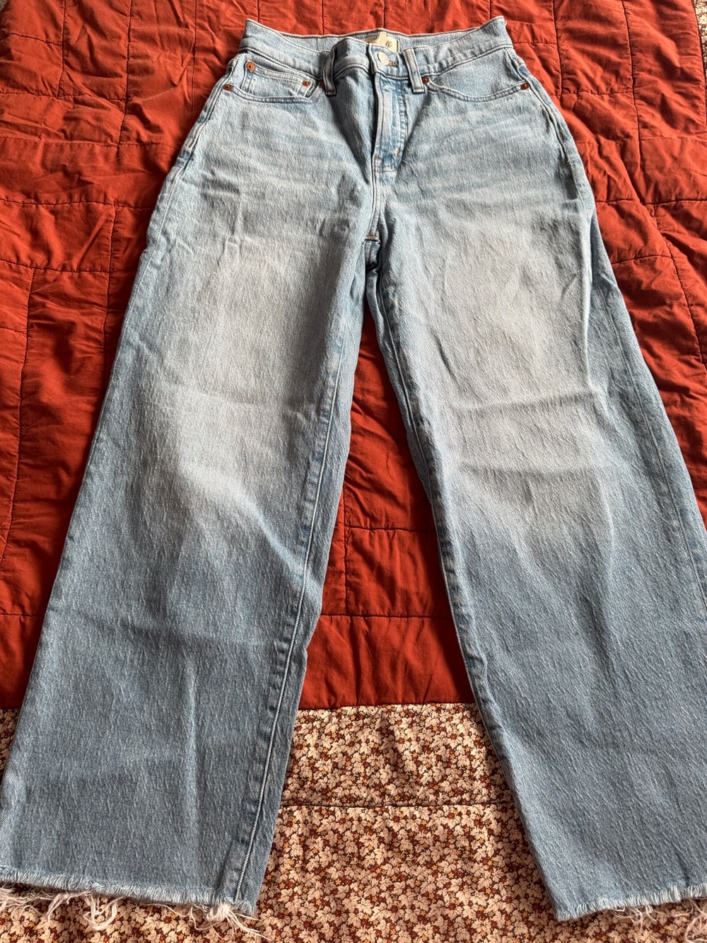 Women's Light Blue Perfect Vintage Wide-Leg Crop Jeans